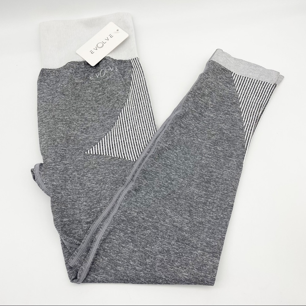 Evolve Seamless Leggings. Size XL